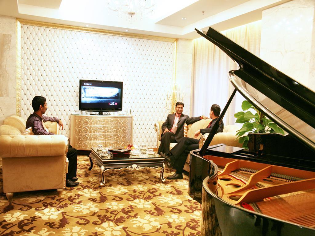 Glarun Jinling Hotel Nanjing  Exteriör bild